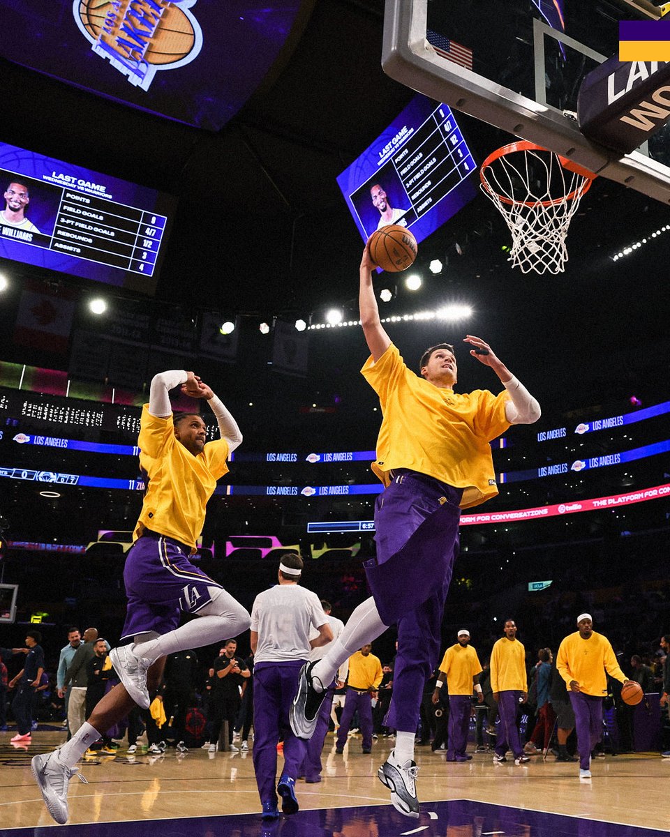 Lakers tweet picture