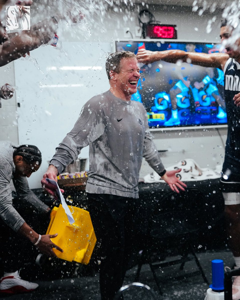 dallasmavs's tweet photo. FIRST NBA WIN VIBES‼️ Congrats, Coach!

#MFFL https://t.co/U6eNqhVF54