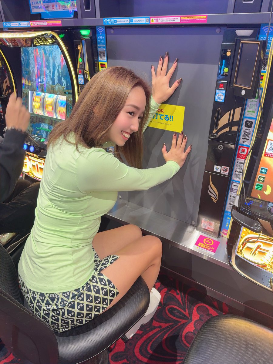 dechau_shoka's tweet photo. GOD居ます🙋‍♀️💕

#マルハン八斗島店 さん #PR https://t.co/xq9I4DbO5N