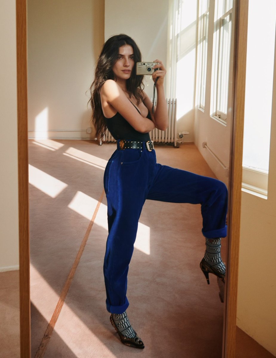 JumpTrailers's tweet photo. Ella Rubin for Nylon https://t.co/ExZolVEBUY