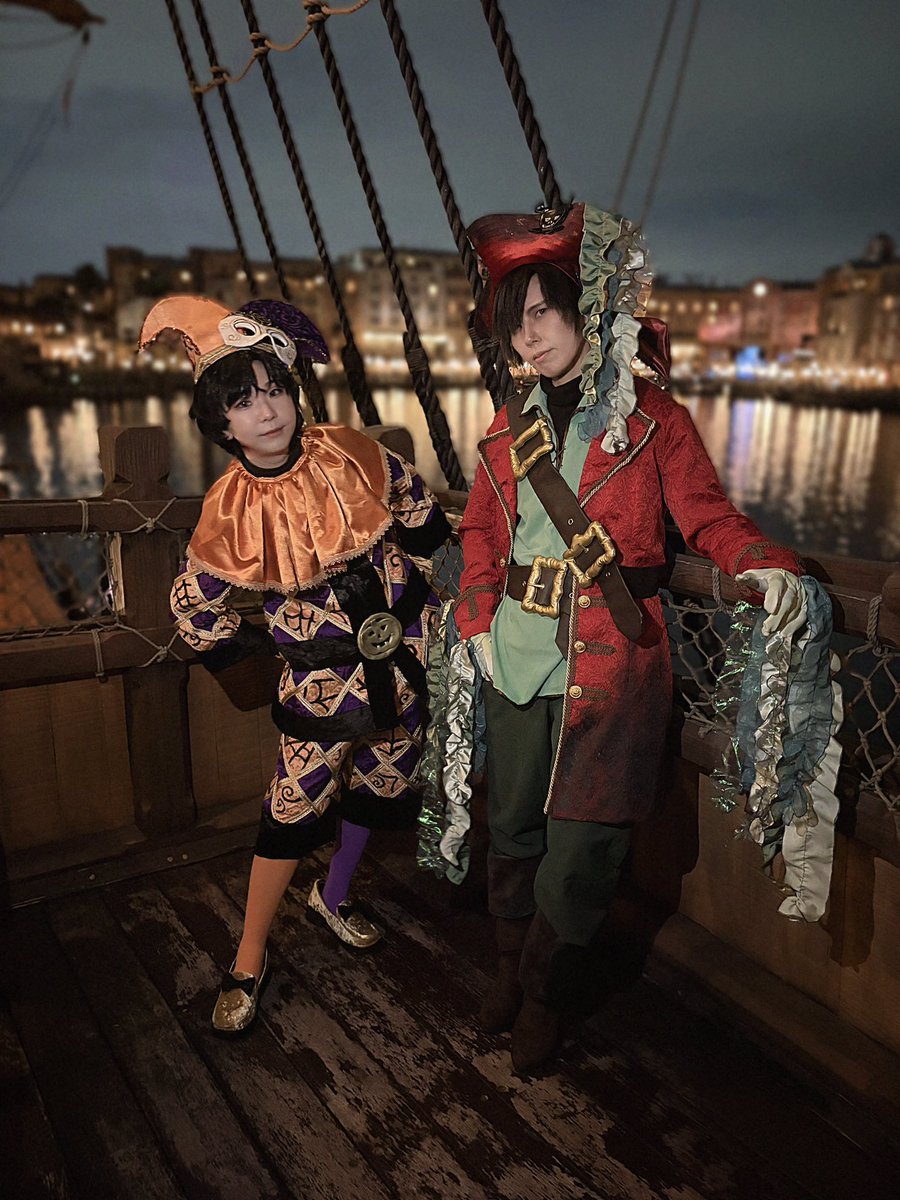 GARLICmorimori's tweet photo. 昨日‼️‼️でした‼️‼️‼️
ド念願のミスマスおさどうけ‼️‼️‼️
昴さん(@subari_39)に海賊長着てもらったよ！ｶｯｯｺﾖｶｯｯﾀｱｯｯ 作ってよかった…………ホンマに………………ありがとう………………… https://t.co/1vinzst3Mp