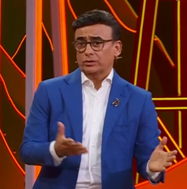 ajimenez1584's tweet photo. Es INCREIBLE COMO ESTOS CONDUCTORES TRATAN DE DIVIDIR LA CULPA, CUANDO RAFA NO HIZO NADA MALO, estan disculpando a Azalia, POR LO MISMO SACARON A PIMPI, no puedo creer la falta de etica de estos 

#LaGranjaSalvacion #LaGranjaVIPMX #LaGranjaVIP https://t.co/yNAkZ6Gov3