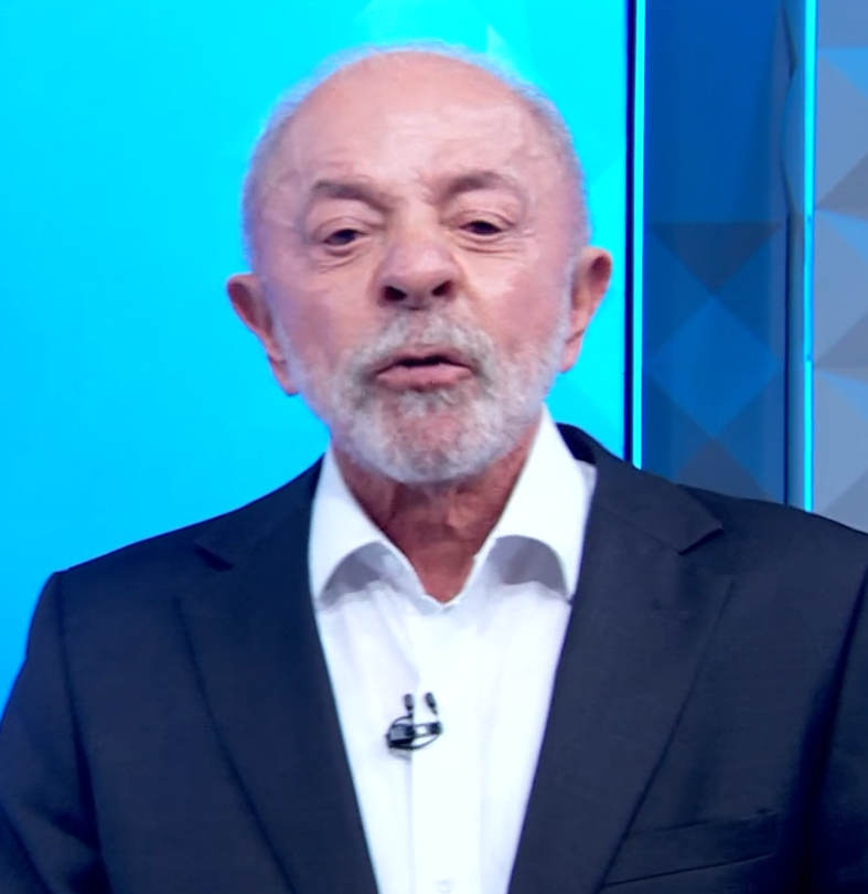 poptime's tweet photo. 🚨 Lula pediu pra dar um Google e é VERDADE, o Governo Bolsonaro gastou MAIS QUE O DOBRO com cartão corporativo, comparado ao seu governo. https://t.co/9ZOg4PaifR