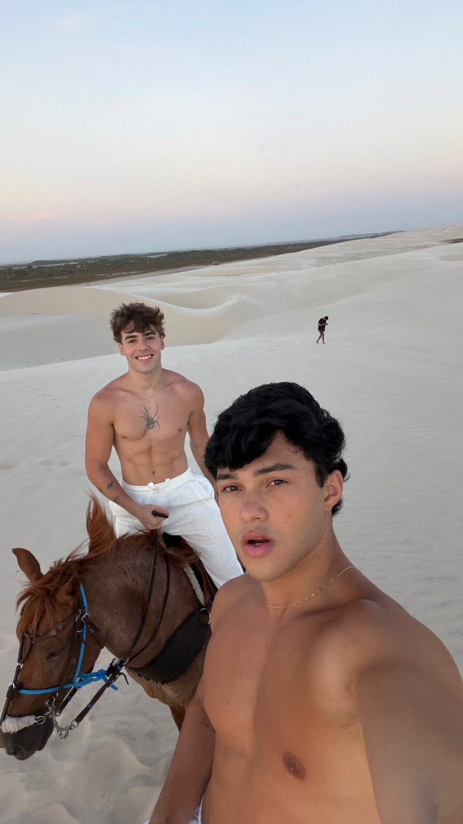 JulianaRezzano's tweet photo. Se existe casal mais bonito que esse, eu desconheço e nem faço questão de conhecer. 😮‍💨🤎🤍 https://t.co/8xyw9mavbu