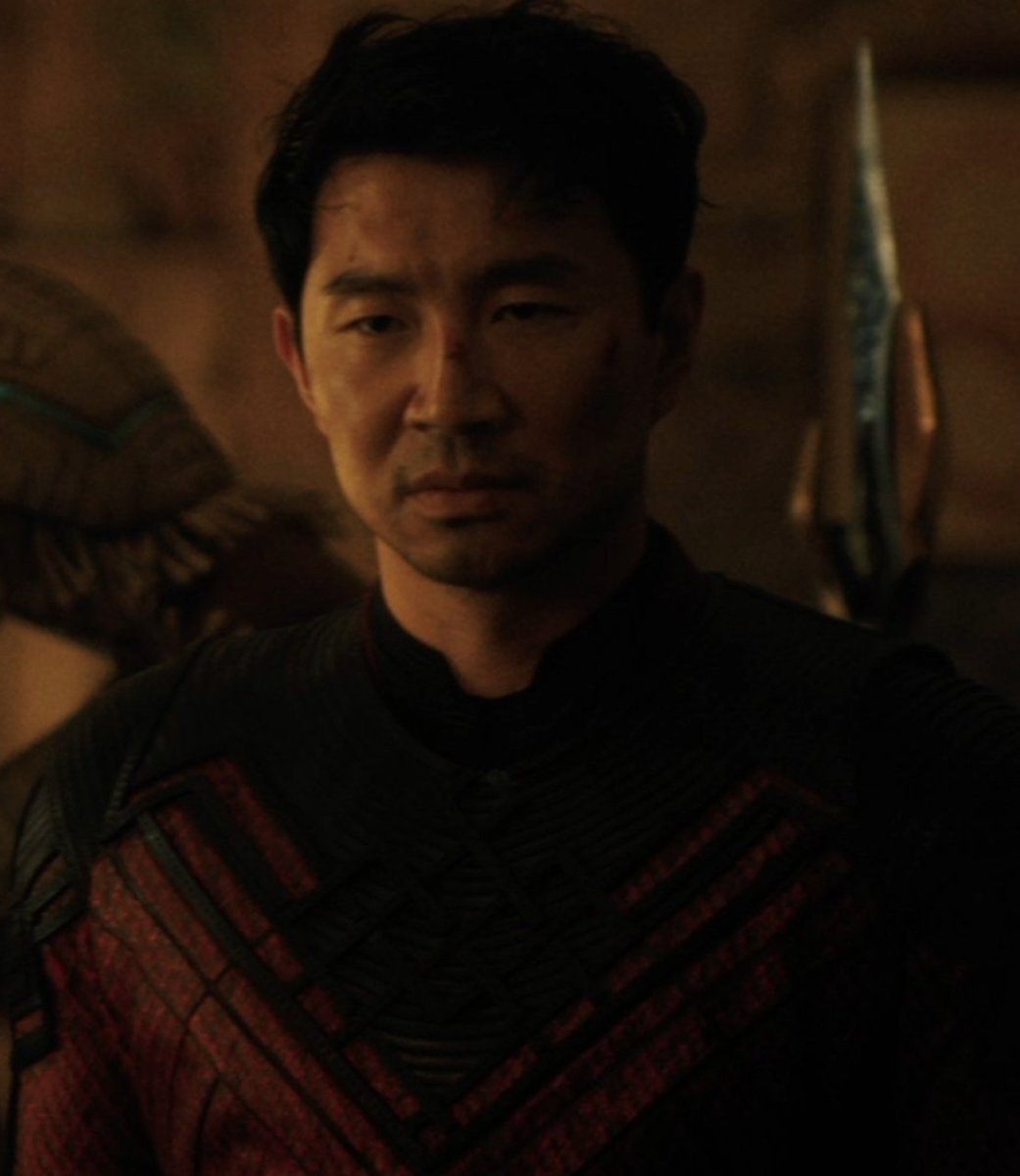shangchxi's tweet photo. I just realized that Shang-Chi doesn't have any know-friends at all in Doomsday. That actually his first job in the team, and there isn't a single person there whom he knows well

i mean like sam know thor, steve know shuri

but Shang-Chi had never met them before, OH MY BOYY 😭 https://t.co/C9WfN7oHDi
