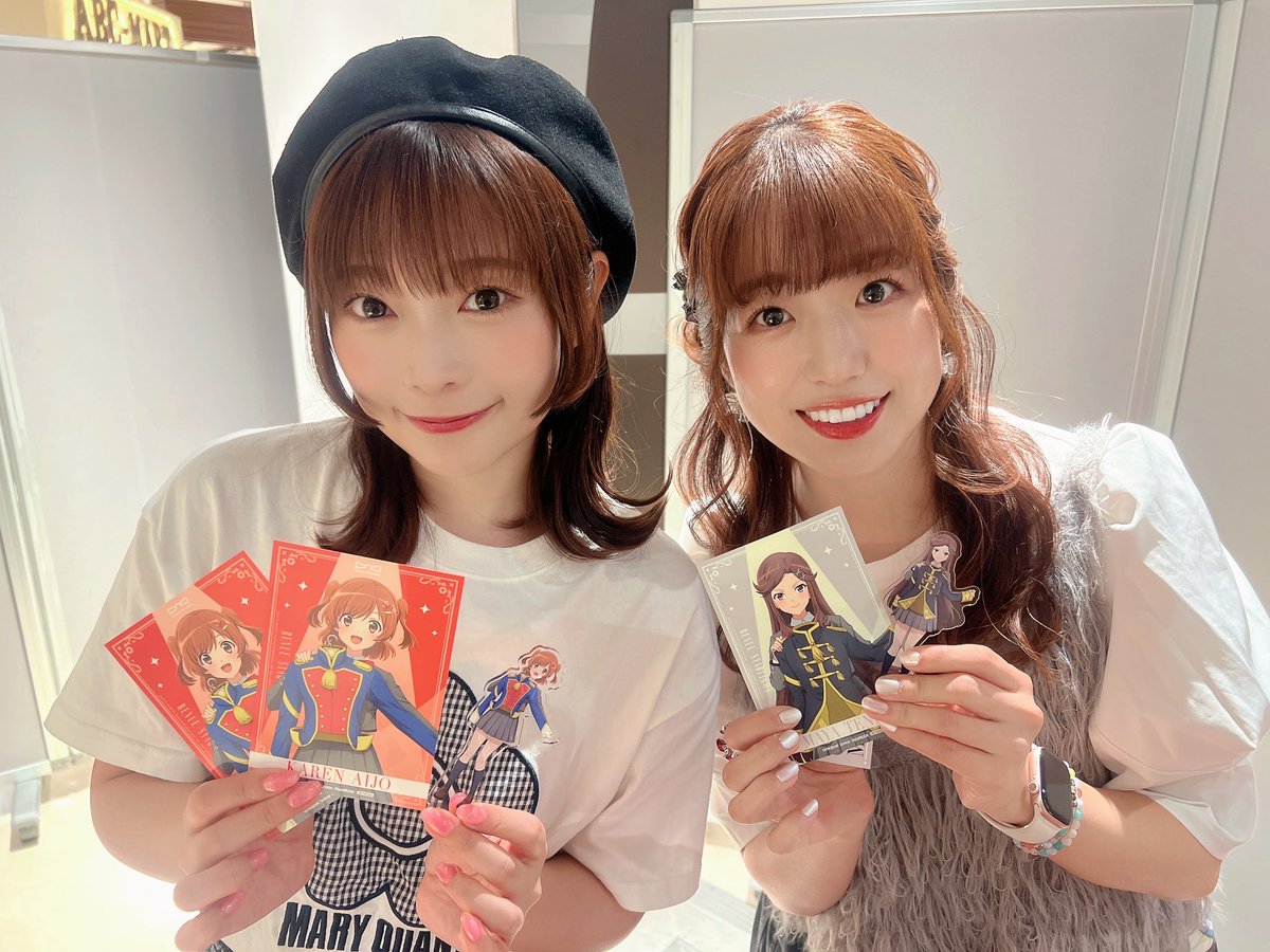 koyamamomoyo's tweet photo. 10月26日(月)21時〜の

『#まほチャンネル』に
ゲストでおじゃまします🐥

載せていなかったかも？な
ツーショット発見しました✌︎

宜しくお願いします♡.ᐟ https://t.co/sswSx0jV1K