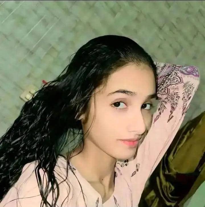 kkonggggggt's tweet photo. مشتهيه جاد وصادق https://t.co/wHV5a4Kdug