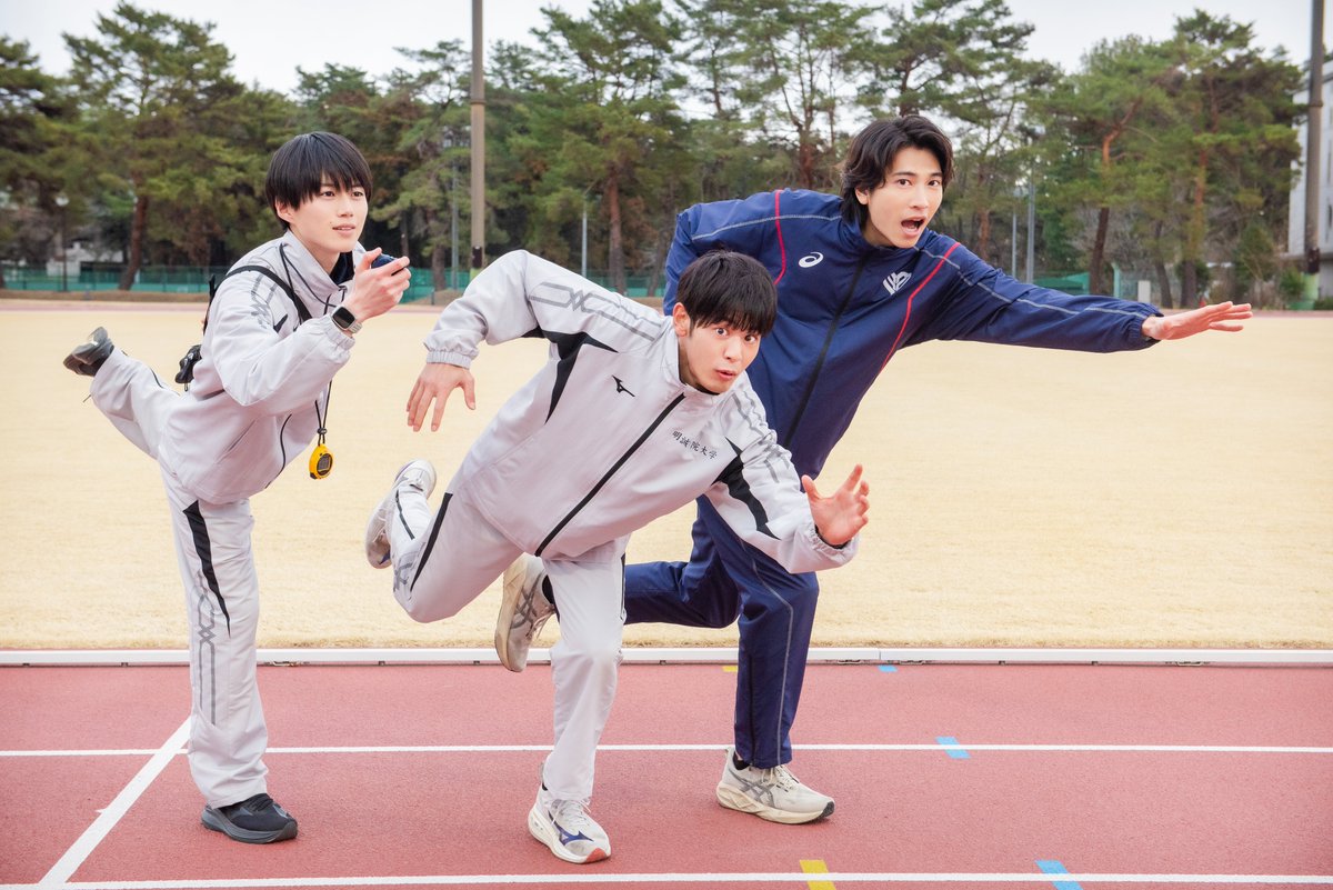 TVGweb's tweet photo. 小林虎之介×奥智哉×庄司浩平
「俺たちの箱根駅伝」インタビュー✍️🏻
---
📍演じるのを楽しみにしていたシーン、
改めて感じたランナーのすごさとは💭

📍小林＆庄司の”奥くん太らせ計画”、
”山崎雄大に喜んでほしい”差し入れ合戦…
撮影中の楽しい裏話も🏃🏻‍♂️

https://t.co/GA0VHVqnbh

#俺たちの箱根駅伝 https://t.co/B1XZzEZdl8
