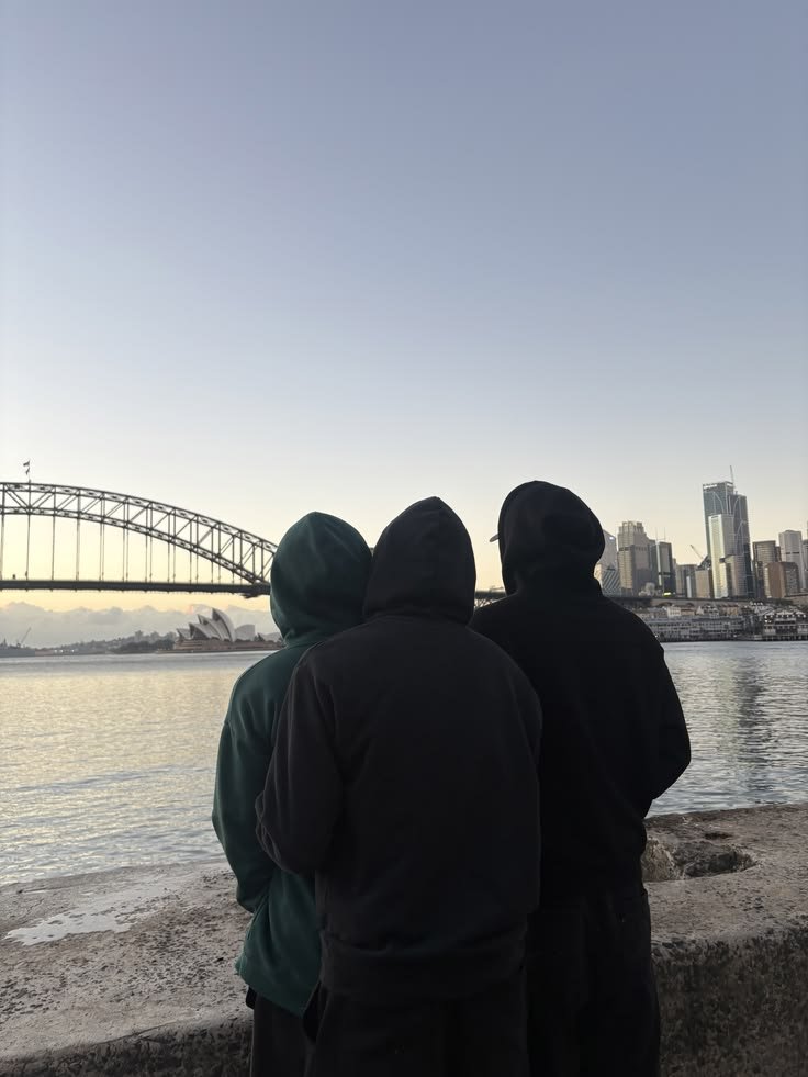 lawblad_aus's tweet photo. Mini Au: #lawbladpinto
"𝐌𝐞𝐣𝐨𝐫 𝐪𝐮𝐞 2 𝐬𝐨𝐧 3"
𝐷𝑜𝑛𝑑𝑒 𝐿 𝑛𝑜𝑡𝑎 𝑞𝑢𝑒 𝑠𝑢 𝑛𝑜𝑣𝑖𝑜 𝑙𝑒 𝑑𝑎 𝑚𝑢𝑐ℎ𝑜𝑠 𝑙𝑖𝑘𝑒𝑠 𝑎 𝑜𝑡𝑟𝑜...
𝑶
𝐷𝑜𝑛𝑑𝑒 𝐴 𝑙𝑒 ����𝑟𝑜𝑝𝑜𝑛𝑒 𝑎 𝑠𝑢 𝑝𝑎𝑟𝑒𝑗𝑎 𝑞𝑢𝑒 𝐹 𝑠𝑒 𝑠𝑢𝑚𝑒 𝑎 𝑒𝑙𝑙𝑜𝑠... https://t.co/guRzvJSb9n