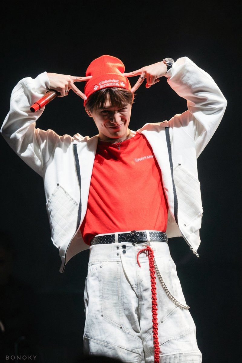 bonoky's tweet photo. เหมียว ที่เรียกเหมียวของเค้า มุมุ มุมุ 🤭🥰
@kristtps 
#KristPerawat
#KRIST1stAlbumBDparty https://t.co/CY4OIGKE9Z