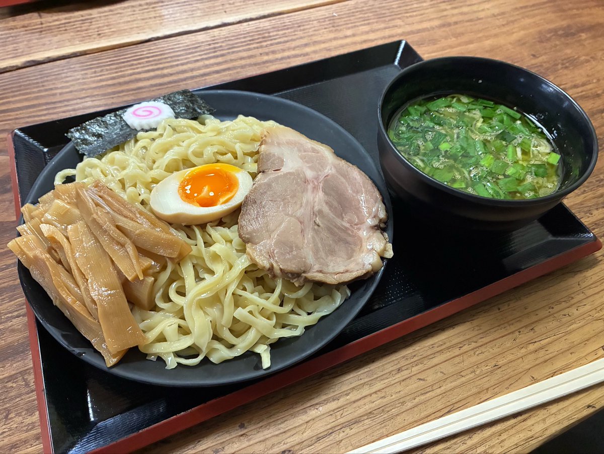 ME_PURAMO's tweet photo. ヒルメッシ https://t.co/sx8gPZ5Ocr
