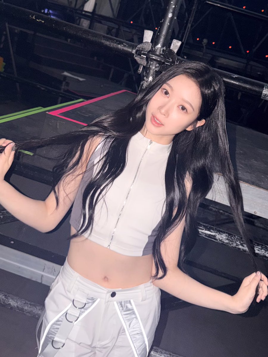 a2olitefanth's tweet photo. รูปเบื้องหลังหลัง Stage A2O Lite Mnet มาแล้วนะคะ🤏🏻🩵 #A2OLITE  #YOUNG #OA #AYUNE #AIJING https://t.co/OCkOn3d2V1