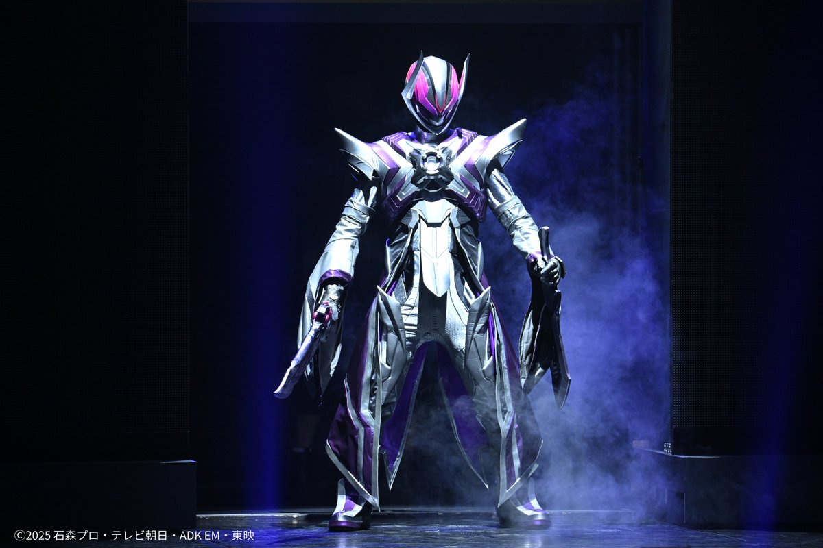 Kamenrider_FS's tweet photo. ◤◢◤◢◤◢◤◢◤◢◤◢◤◢

仮面ライダーゼッツ フィジカムアドバンス
仮面ライダーノクス エクストラシャドウ
仮面ライダーカオスドォーン

FS新フォーム 待望の解禁――。

◤◢◤◢◤◢◤◢◤◢◤◢◤◢

#ゼッツFS のフィナーレを記念して、
新フォームアイテムを含むメモリアルグッズの受注を開始‼️

11月8日(日)23:59までの期間
東映ONLINE STOREにてご注文いただけます。

🔻メモリアルグッズのご注文はこちら
https://t.co/eBPZTT5v0h

💻新フォーム登場の瞬間はTELASAのアーカイブ配信にて（～11/30）
https://t.co/cqqSy1Ebdy