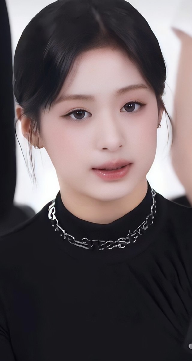 ahyeonwave tweet picture