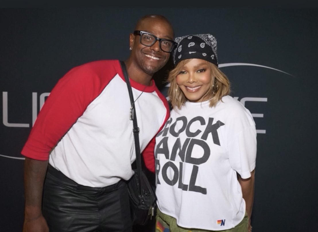 JacksonDynasty_'s tweet photo. New picture of Janet Jackson with her nephew Austin Brown ❤️ https://t.co/96KB8h5Mzb