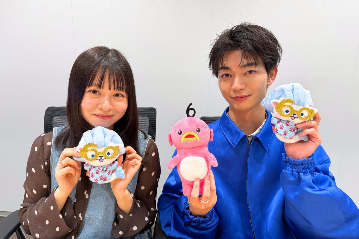 abctv_dramaL's tweet photo. 📷𝐎𝐟𝐟 𝐬𝐡𝐨𝐭🩵

#莉子 さん #吉澤要人 さんの
オフショットをお届け🎁

#エビシー と #マーリー ちゃんと一緒に🩷🩵

#SQUALL 第2話は明日深夜0時10分放送！
ただいま、TVerで第1話を見逃し配信中です📡
🔗https://t.co/pZyWV16NGL

@riko_riko1204 
@kanamey_0712 https://t.co/BU0Kiq12Xw
