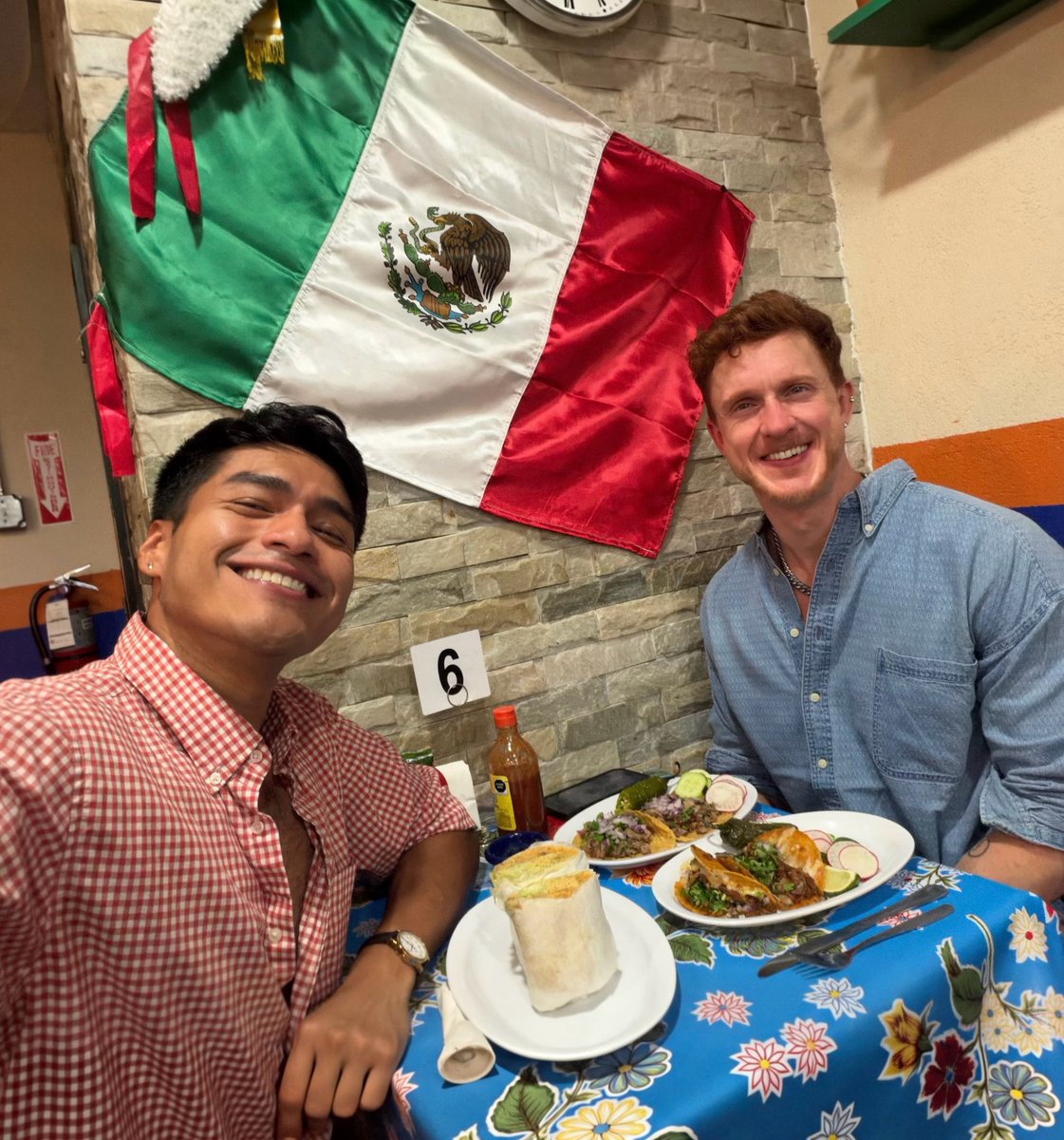 migsb_OF's tweet photo. Gay culture is so funny sometimes 😅 I met @NeroJonesxxx for the first time, he bred me, and now he’s taking me out for dinner 🥰 

Us at my house      /     Us at the 🇲🇽 restaurant https://t.co/BHIvhgvi0c