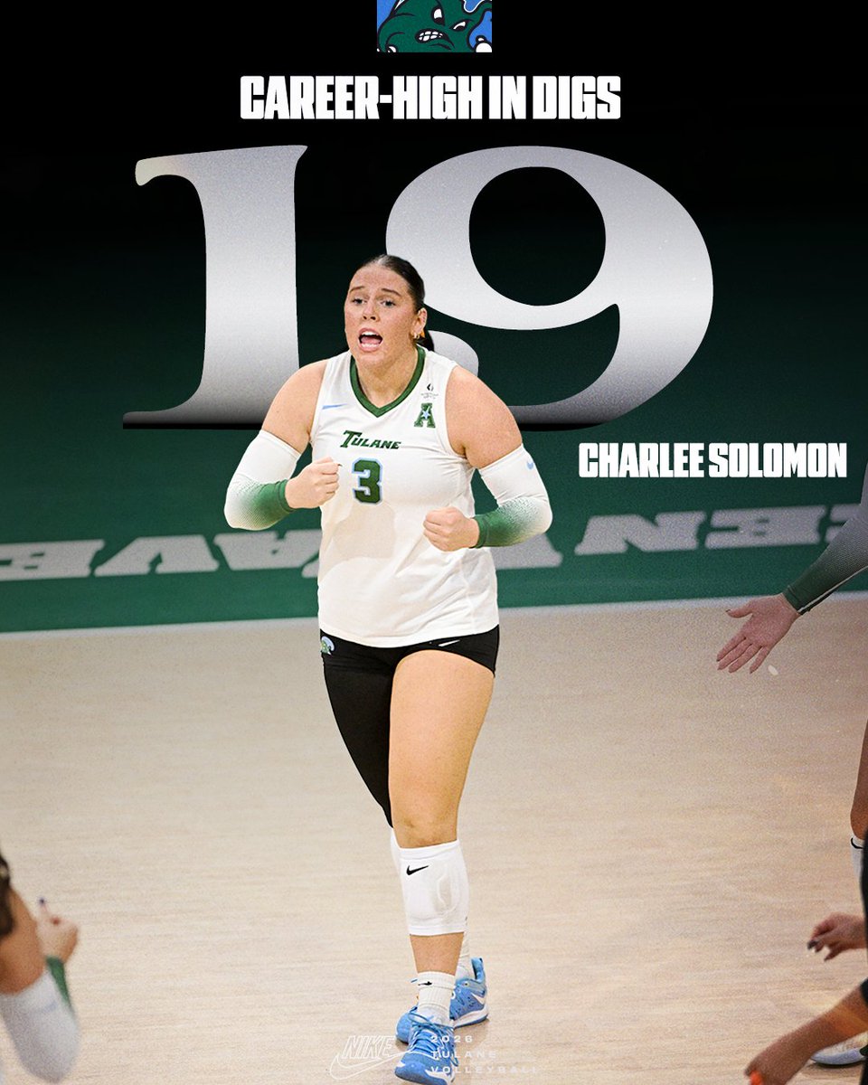 GreenWaveVB's tweet photo. can't sneak anything by Charlee 🤫

#RollWave🌊 https://t.co/TwJs5gNZKv