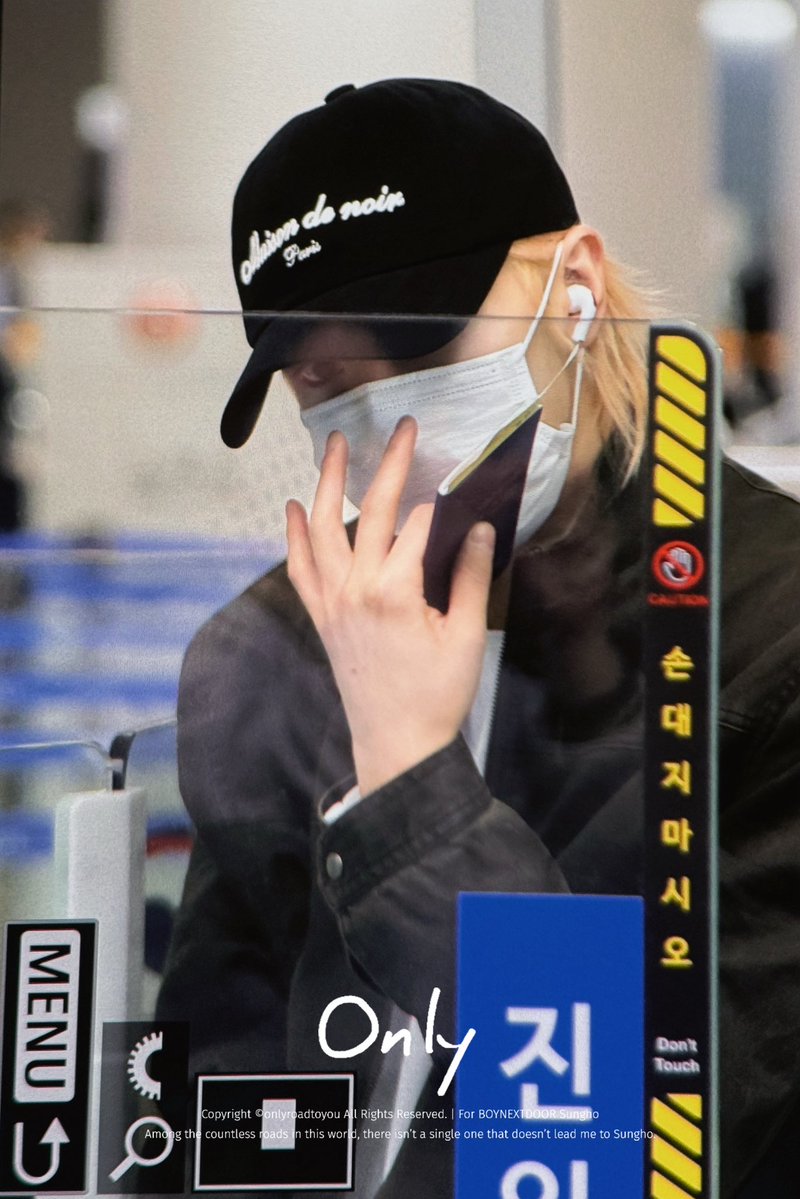 onlyroadtoyou's tweet photo. 261024 🛫

#BOYNEXTDOOR #보이넥스트도어 #성호 #SUNGHO https://t.co/1xha1JjqP1