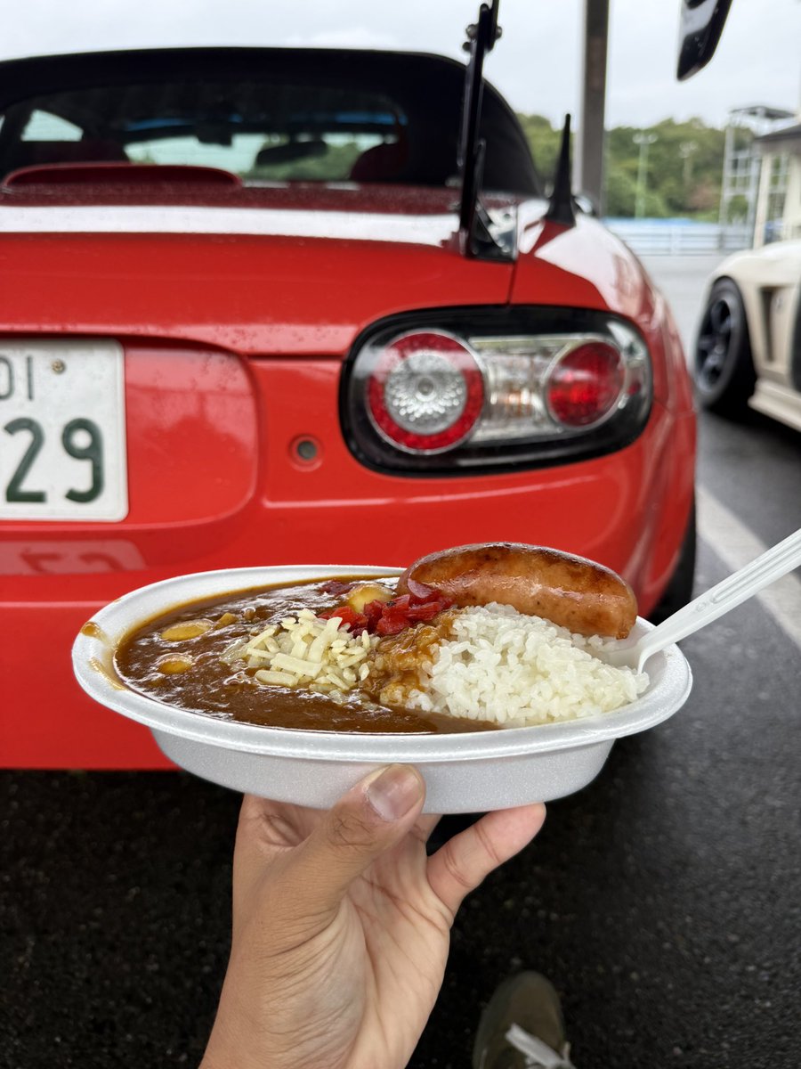 efdriver's tweet photo. 本日のメイン！

昼を過ぎて雨上がった。。。つまりワクワクさんにドヤ顔できるタイムが終わるのである😭 https://t.co/l4yyJdvzVX