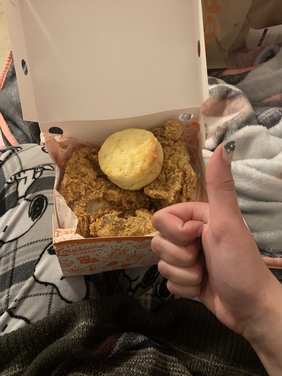 pomigamuki's tweet photo. certified nigger dinner https://t.co/FZscjKCc4z