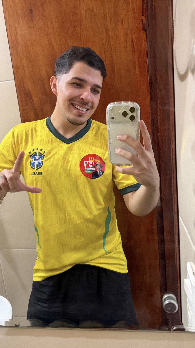szareligion's tweet photo. E, para que não reste nenhuma dúvida: AMANHÃ, DIA 25, É 13. A camisa da Seleção Brasileira é minha, é sua, é NOSSA! #Live24HorasDoExercitoDoLula https://t.co/JR3LUB5AU2