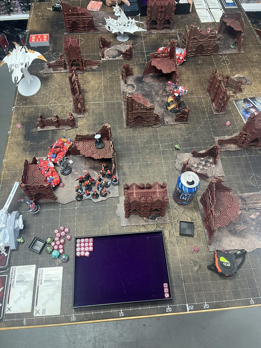 yurifan92's tweet photo. Guess who won their first round of the league!!!! (currently 1 and 3 and one left) farsights first and finest is so back. Glory to the enclaves, long live commander farsight, death to the var'sin'da https://t.co/ql79gAsMi0