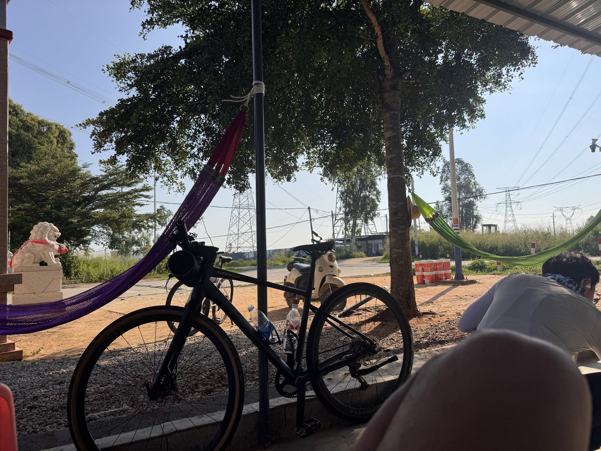 TokenMore's tweet photo. 骑行海南绕岛一圈
Day3
大腿酸痛 https://t.co/y0TDrIf4Ui