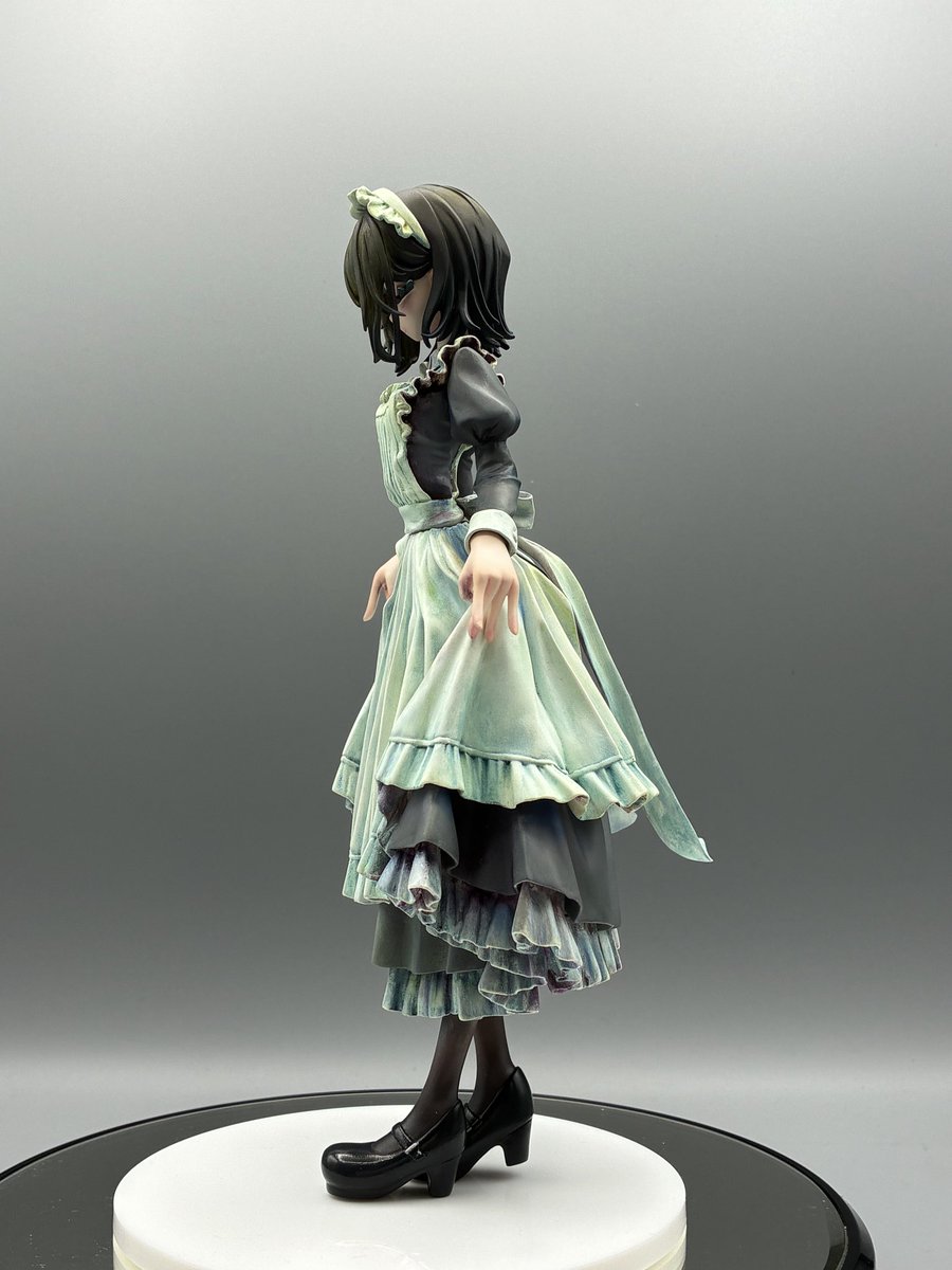 TeL_u's tweet photo. ショートヘアのメイドさん(原型師の方OC)
完成しました
最近流行りのポーズ

今回色作りやグラデの過程で色々他の方から伺った技法やら構成取り入れたりで過去一考えながら塗った感あります https://t.co/1uqwLWQr9h