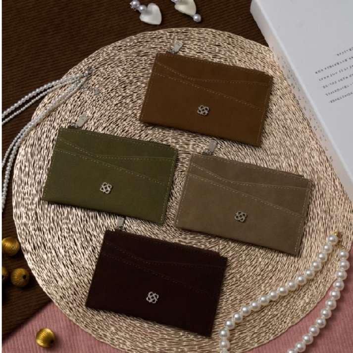 ufufyfluffy's tweet photo. กระเป๋าใส่บัตร PEROTA "Euro Card Holder"✨️

📎 ใส่บัตรได้ 5 ช่อง
📎 มีซิปใส่แบงค์ + เหรียญ
📎 พกง่าย สะดวก

พิกัด 👇
https://t.co/mELAAWZUVR

#perota #กระเป๋าperota #cardholder #กระเป๋าใส่บัตร #ใส่บัตร #รีวิวกระเป๋า #ของดีบอกต่อ #ใช้ดีบอกต่อ #แฟชั่น #ของมันต้องมี https://t.co/QW36VfcBGi