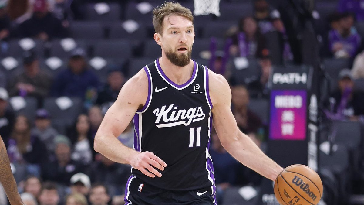 BlaiseBets's tweet photo. Remember when I said this will cash before the start of the 4th quarter?

How does a 1H winner and full ladder cash sound??🔥🔥

✅ Domantas Sabonis over 5.5 assists
💎 8+ +240
💎 9+ +350
💎 10+ +650

What a start to the season fellas!! We’re on fire🔥🔥🔥 https://t.co/kjfz6aIFvA
