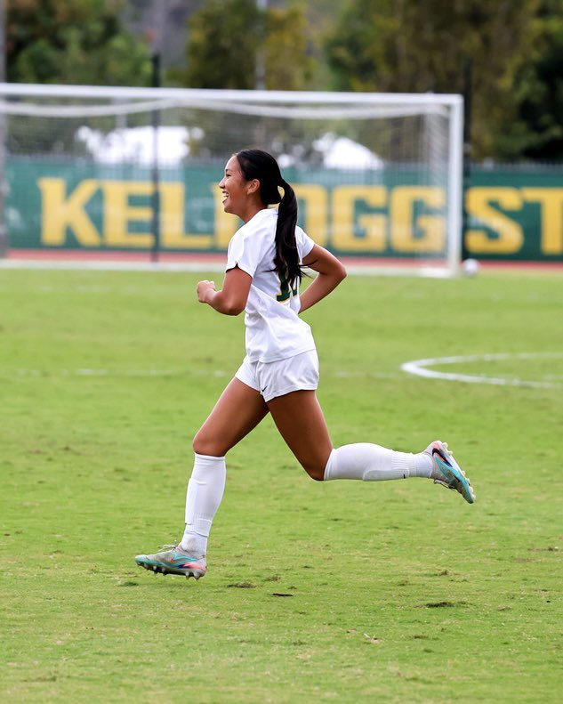 cppwsoccer's tweet photo. Swipe to see why today’s game against Fresno Pacific ended in the 75th minute ☔️

The Broncos didn’t need all 90 to secure the 2-0 W over the Sunbirds, thanks to goals from Sabine Ramos and Charlie Gallardo‼️ https://t.co/aFo31yzAld