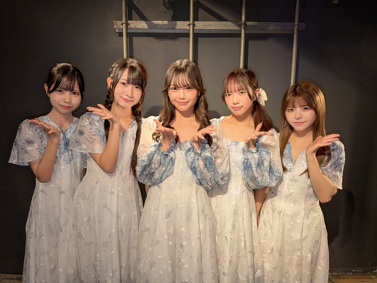 ABCIDOLofficial's tweet photo. 【#ABCIDOL】
at YOKOHAMA COAST garage+
<BLACK STAGE>
次の出演者はJumping Kiss(@jumpingkiss)です💖
高まる鼓動❤️🔥
#JumpingKiss #ABCIDOL1024 #当日券販売中 https://t.co/SuuD2SySfF