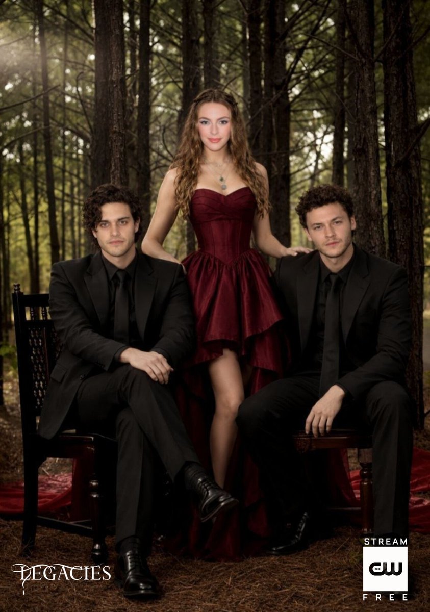 hopeogtribrid's tweet photo. Hope Mikaelson and Malivore Brothers πβ€οΈ
#hopemikaelson #legacies #theoriginals #vampirediaries #landonkirby #ryanclarke
#danielleroserussell #daniellerussell #roserussell #ariashahghasemi #nickfink https://t.co/fC250vm1cR