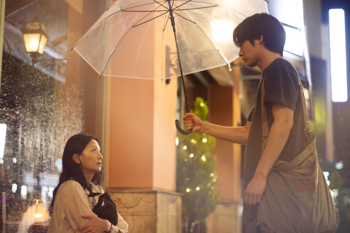 oshiraku's tweet photo. 📍推し楽 ニュース💌

赤楚衛二演じる修司、取り乱す奈緒を雨の中追いかけ…「あにいもうと」第2話、火事は事件か事故か

詳細はこちら👉https://t.co/Dqxog6Onhx

#あにいもうと #榮倉奈々 #赤楚衛二 https://t.co/NKON3K76Xm