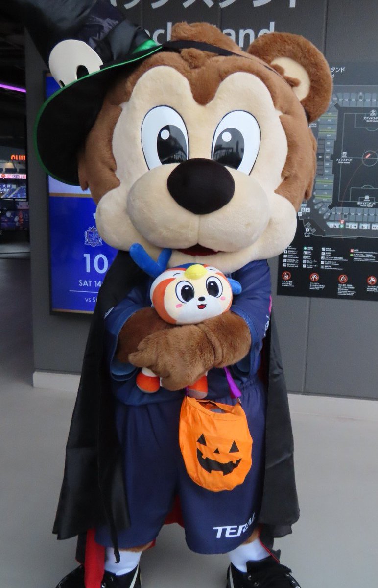p9Rd5hxVYIp1uB2's tweet photo. 2026.10.24
エディオンピースウイング広島⚽️
清水エスパルス戦
ハロウィン🎃サンチェ🐻
#sanfrecce https://t.co/Iuq6X5ppDm