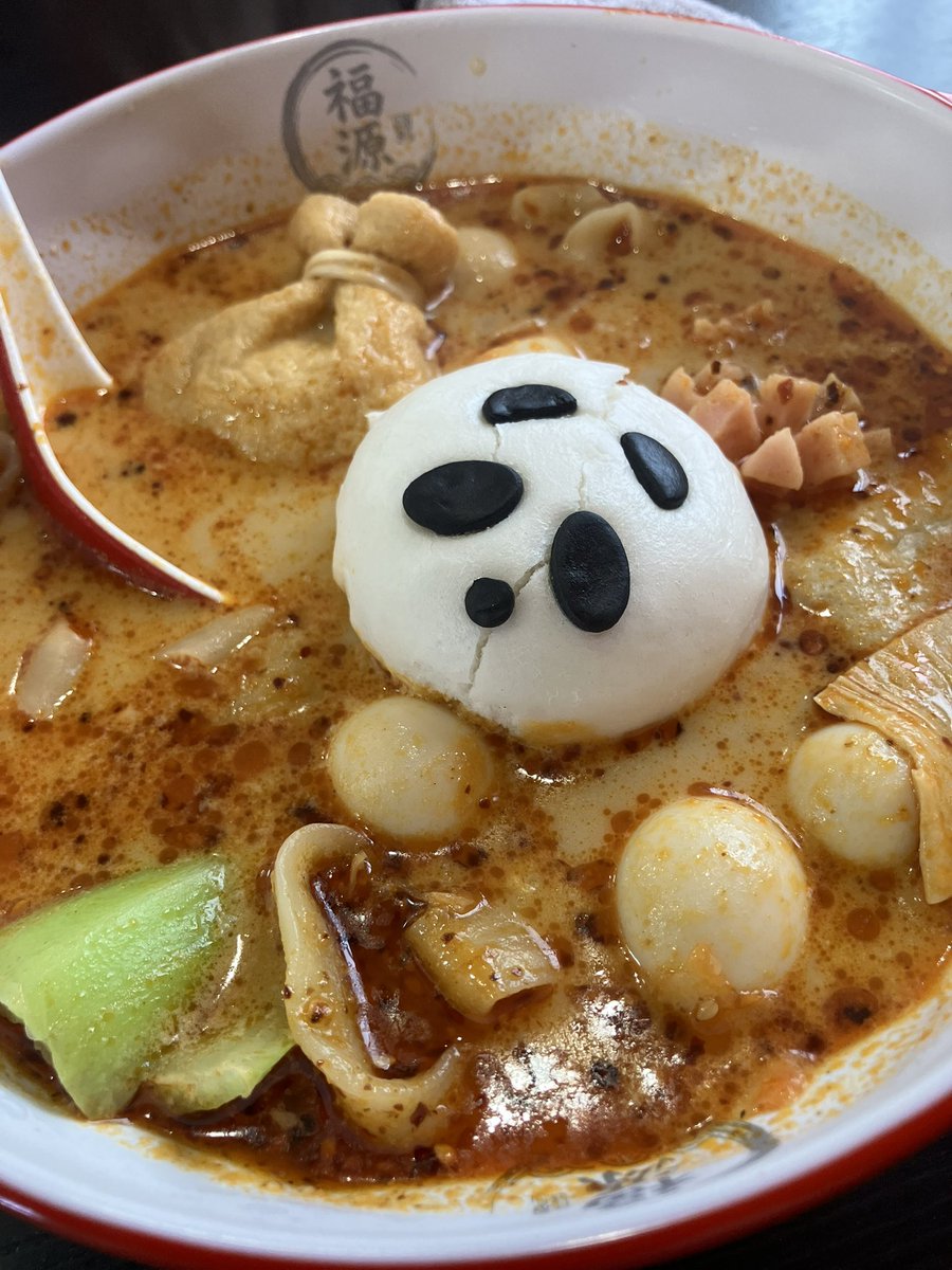 mkai10's tweet photo. お子達と買い物
麻辣湯食べて来た
(*｣´□`)｣ベリーさん💕
                餅巾着入れましたよꉂ🤣𐤔 https://t.co/gCWpjZj1Tr