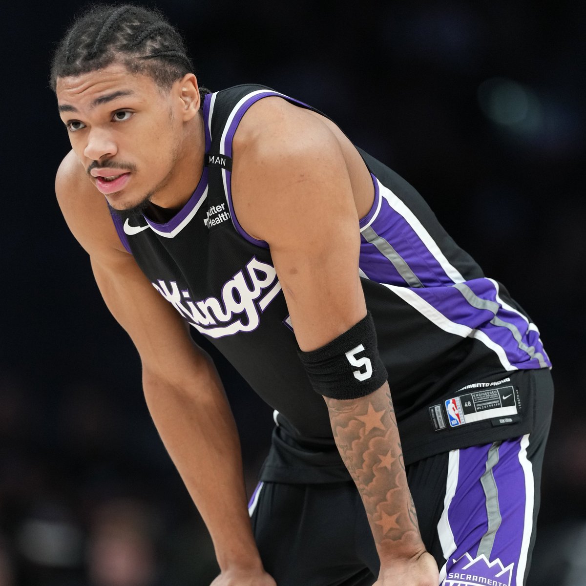 NoCeilingsNBA's tweet photo. Sacramento Kings rookie Darius Acuff Jr. tonight 

— 33 PTS
—    2 REB
—    4 AST
— 10/26 FG
—   2/11 3P
— 11/12 FT https://t.co/e1yUL7G9pq