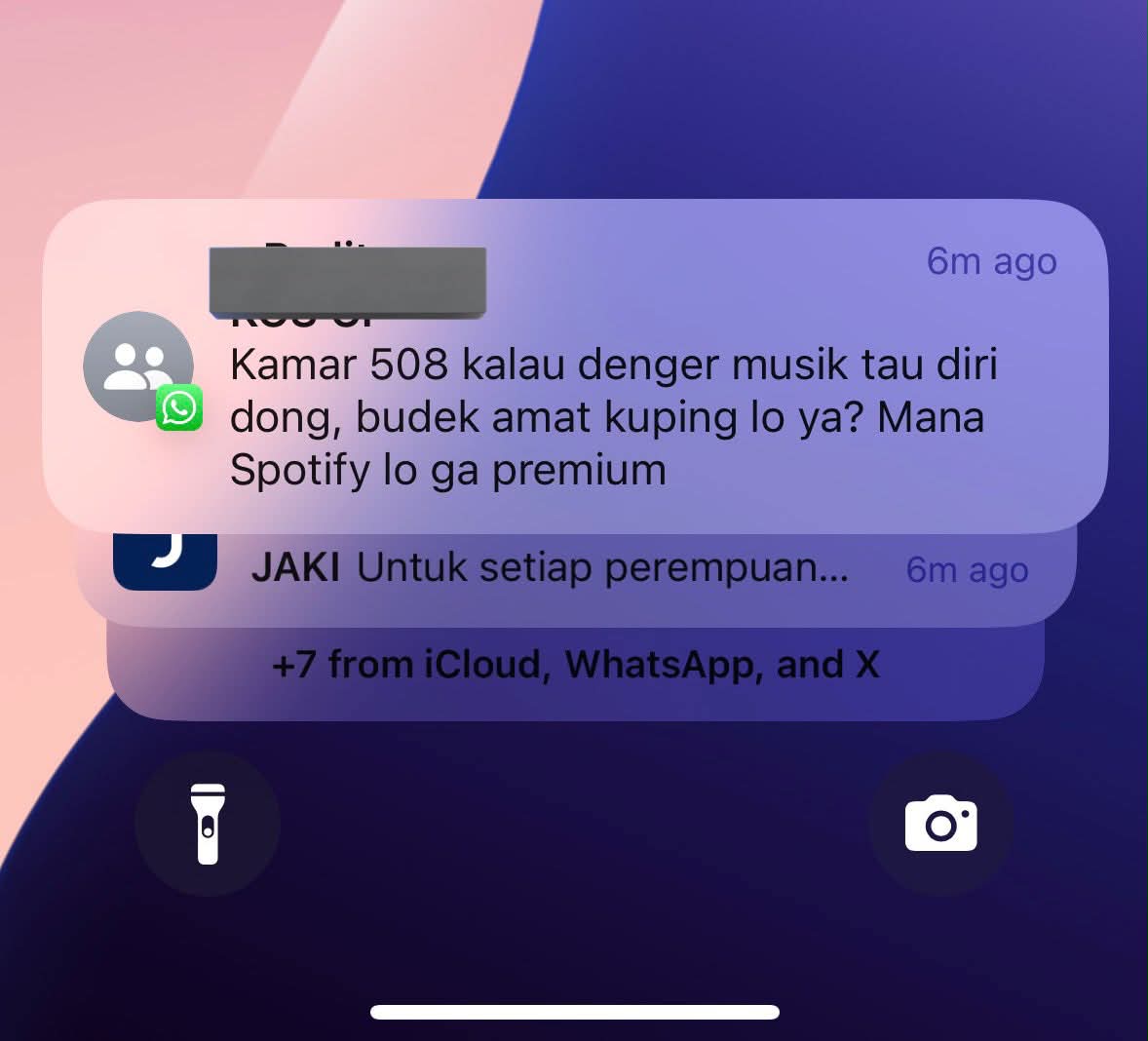 absurdityyy's tweet photo. gimana perasaan kalian kalo diginiin guys? wkwk🤣 https://t.co/y1EPSGZ4yZ