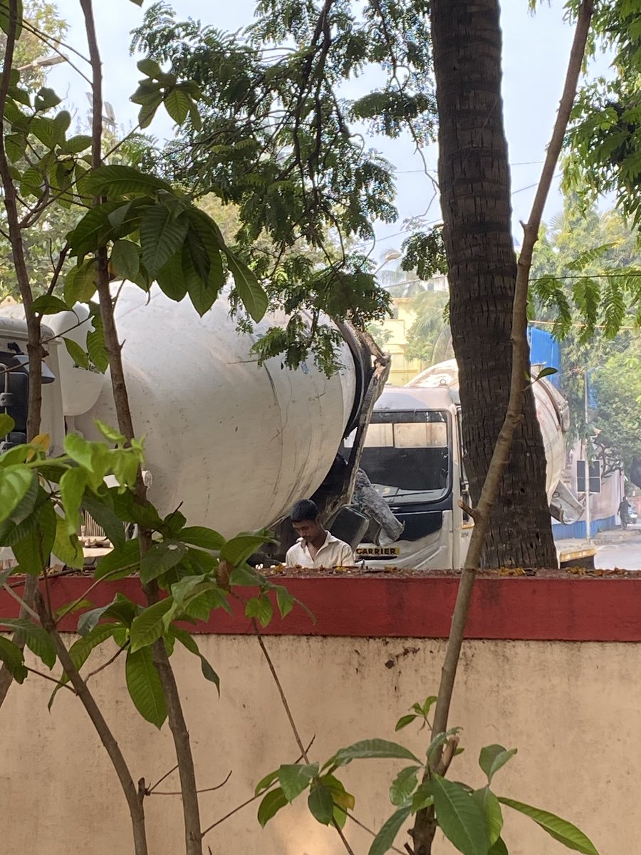 _sinnamin's tweet photo. @MTPHereToHelp There are 3 cement mixers parked on Mt Carmel’s Rd, Bandra West. They have taken up a large portion of the road and causing traffic issues. Please could you have them removed? Thank you https://t.co/Bea1Bl1tOp