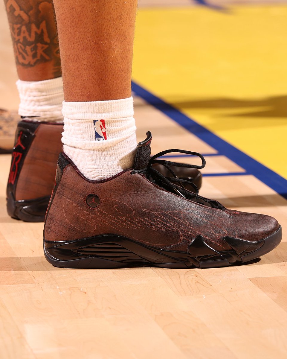 ComplexSneakers's tweet photo. Yaxel Lendeborg gets a double-double in the Mowalola x Air Jordan 14 🔥😤

📸: Getty https://t.co/Cryfecs3H4