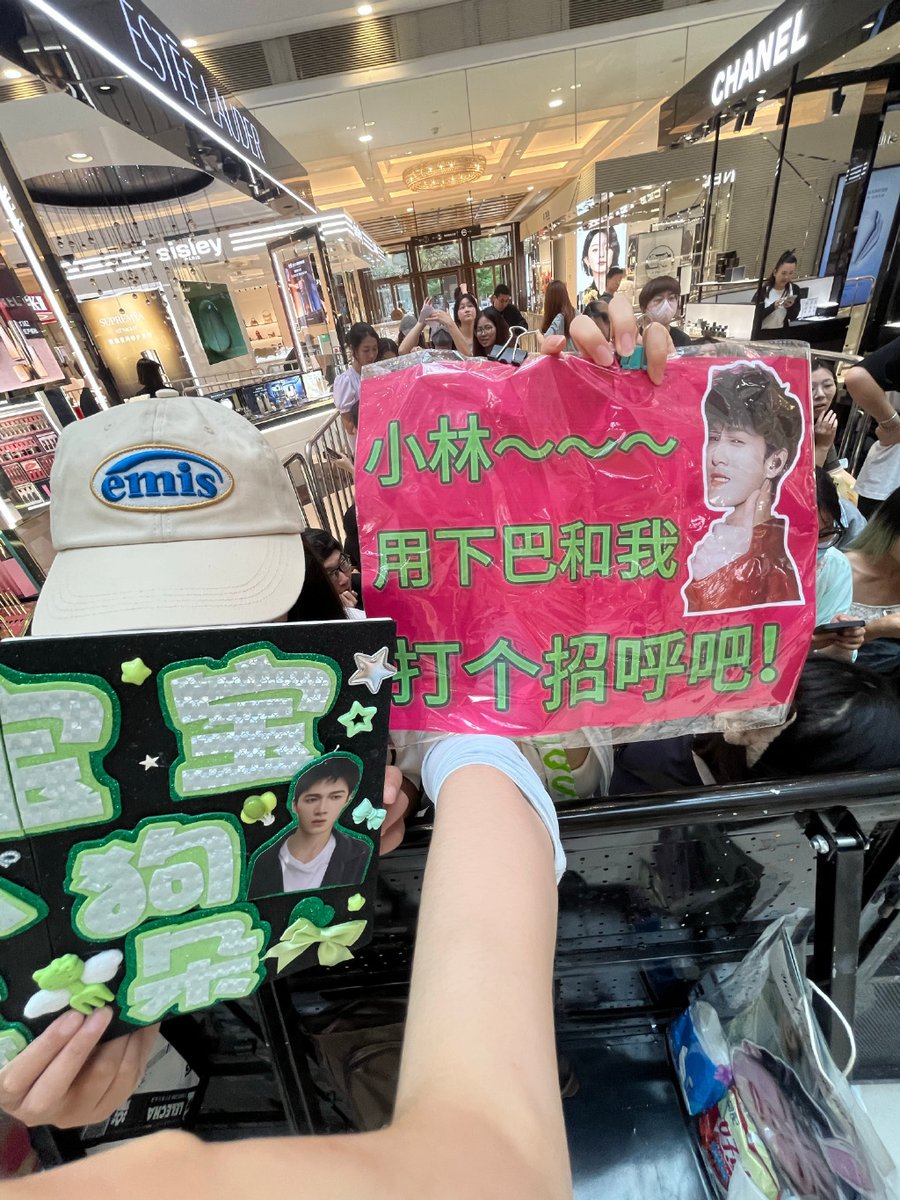hc9f2ZqCtlYUmyz's tweet photo. [苟と删と加が混ざった日常、何か面白いことないかな？]， https://t.co/OoZ4YO5zgZ