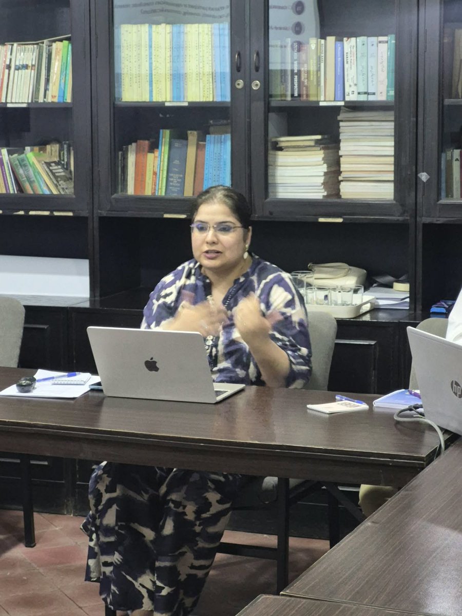 WomenInLawPk's tweet photo. On 23 October 2026, @WomenInLawPk in collaboration with the @HRCP87, convened a roundtable discussion in Lahore to examine the broader implications of the Federal Constitutional Court’s judgment on workplace harassment is Usman Shahid v Nadia Sarwar case. https://t.co/8F3tuOr313