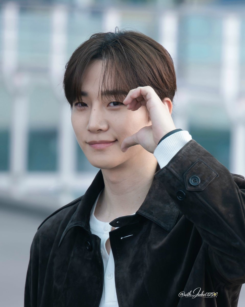 with_junho0125's tweet photo. 귀여운 잘생김💛

261023 인천✈️쿠알라룸프르

#이준호 #LEEJUNHO 
#李俊昊 #イ・ジュノ
#O3collective #쿠쿠 https://t.co/kLifvAXSNi