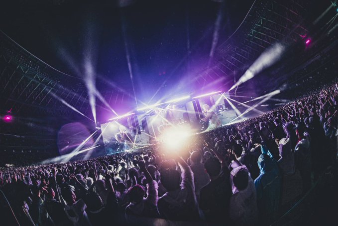 OneokrockFanscb's tweet photo. 東京、DAY 1ありがとう！！😭🔥

ONE OK ROCKが主催する「THE MUSIC STADIUM 2026」最高の幕開け！！🎸⚡️

この景色、この熱狂、一生忘れられない！！

#ONEOKROCK 
 #themusicstadium https://t.co/1Lj4au0NYG