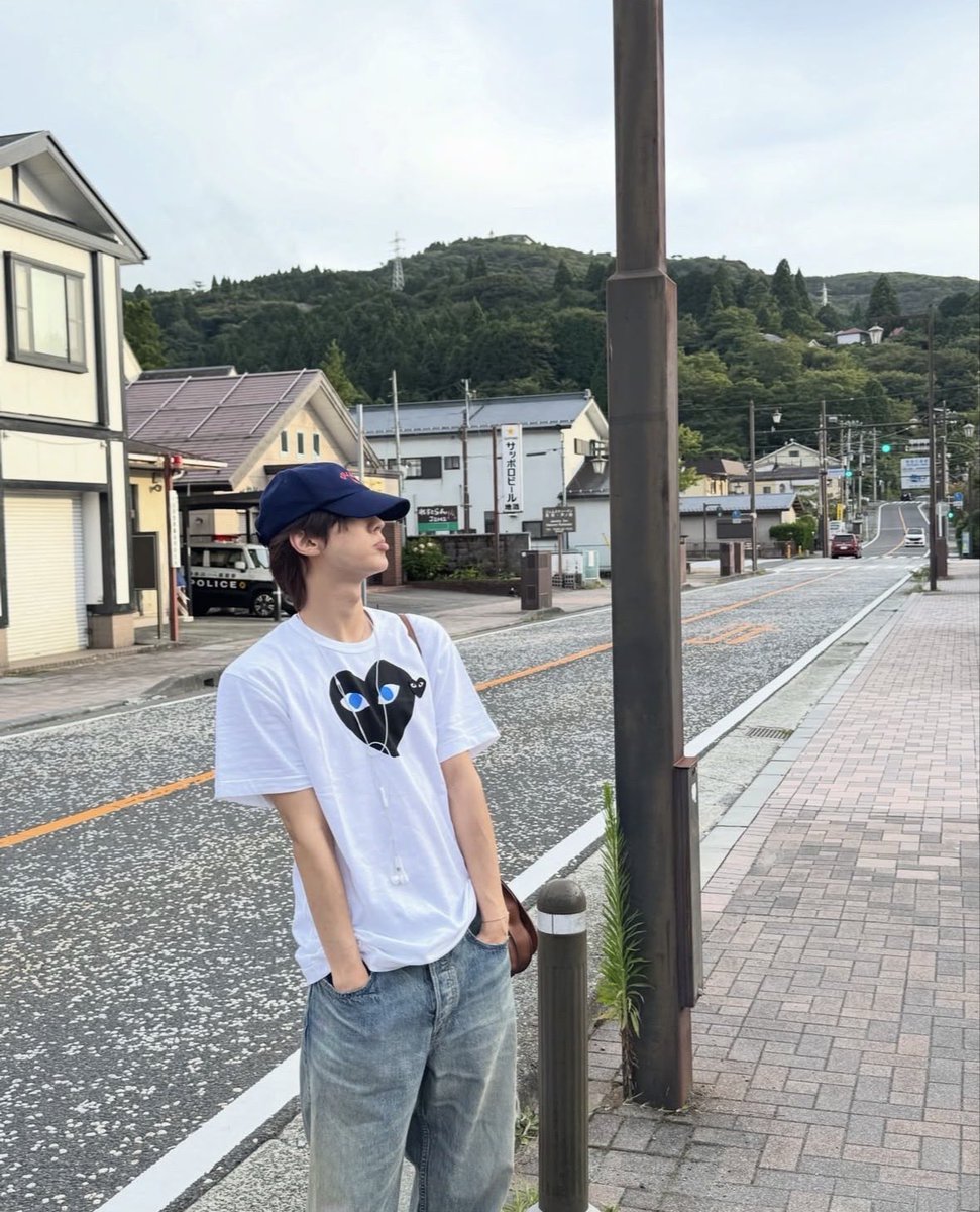 dosyatchus's tweet photo. pouty dohoon https://t.co/QByu4BpqPu