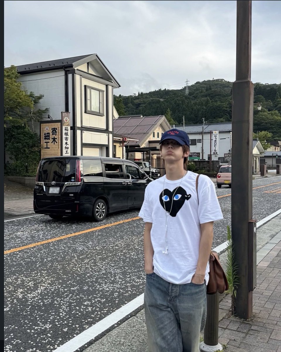 dosyatchus's tweet photo. pouty dohoon https://t.co/QByu4BpqPu