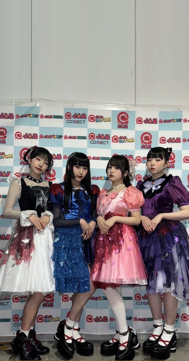 ps_rua0x's tweet photo. ファントムシータ 壁紙

FES

 #ファントムシータ #壁紙 #凛花ちゃん
 #百花ちゃん #もなちゃん #美雨ちゃん https://t.co/nQJPAffKAK