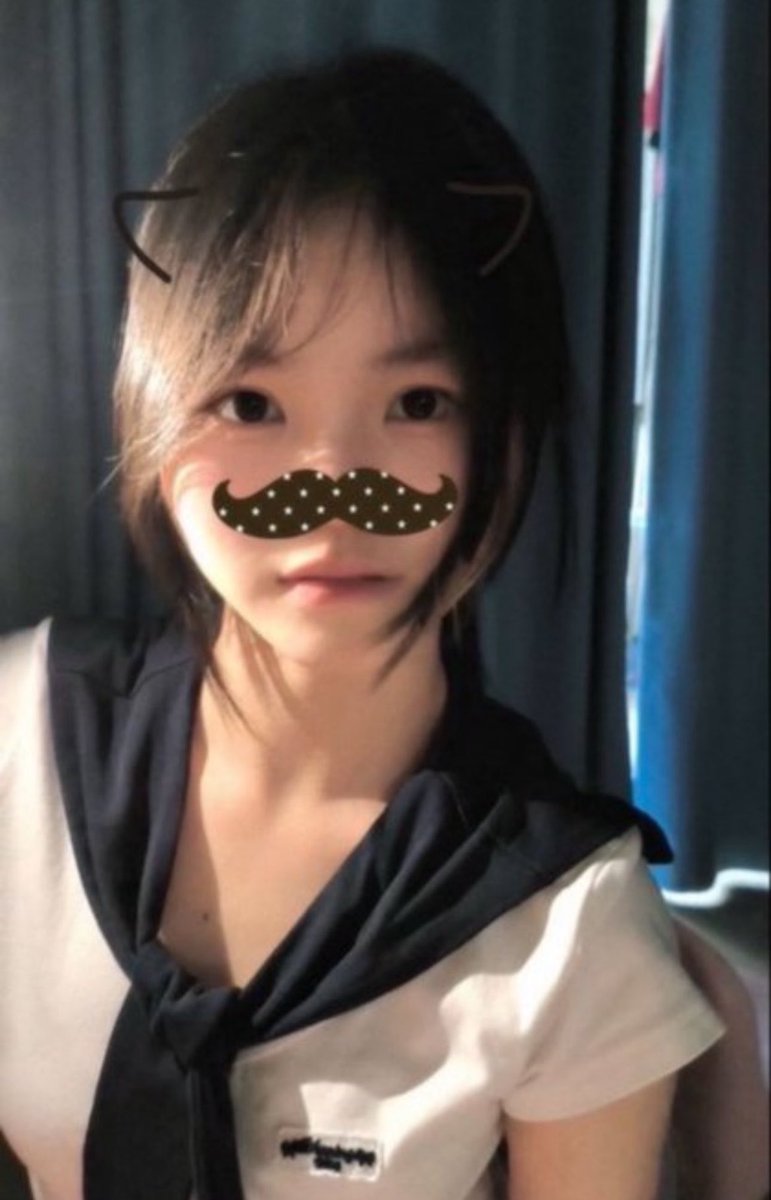 HaticeTasdv's tweet photo. 初三学生 有人要锐评一下福吗？                                                              

真的给b看 不要🚪               

流言5 我真发😀 https://t.co/E6hQyZ0egf