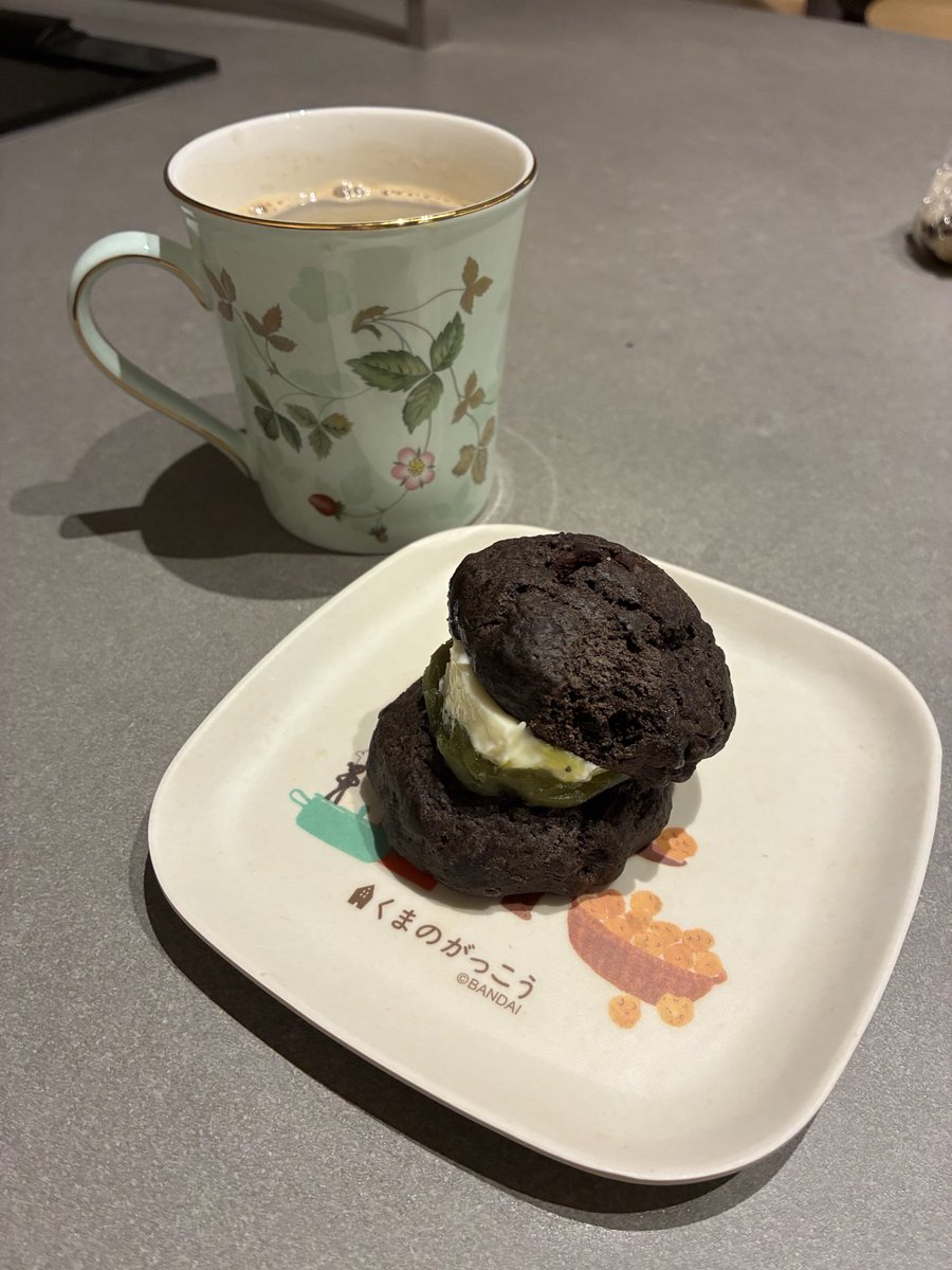 kinakochanowner's tweet photo. ご褒美～♡スコーンあんまり好きちゃうけどこれは最高でした☺️ https://t.co/xi5lfdfVpk